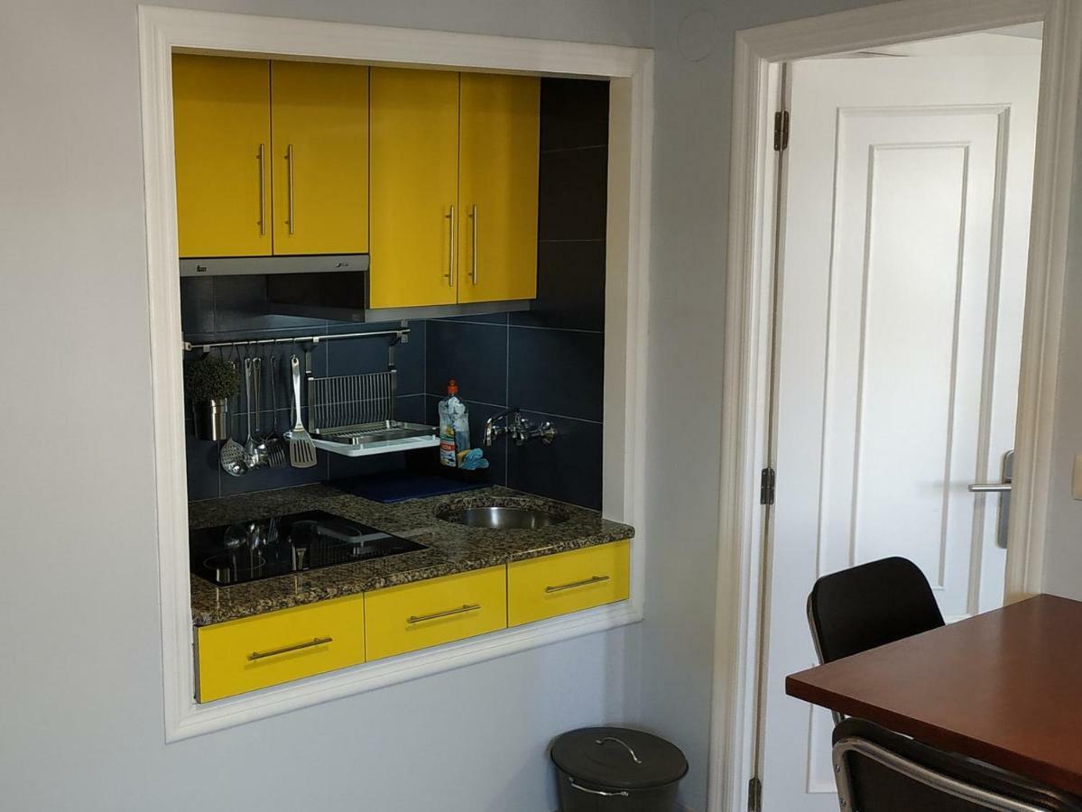A Caramina Apartment กามาริญาส ภายนอก รูปภาพ