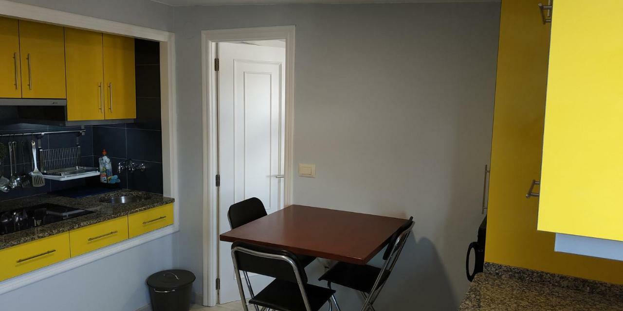 A Caramina Apartment กามาริญาส ภายนอก รูปภาพ